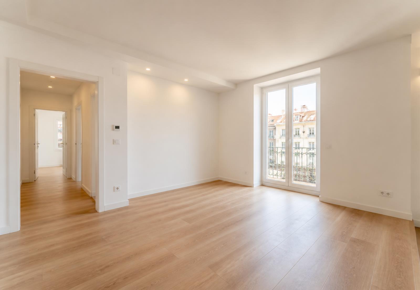 Interior de apartamento remodelado pela DAK Construction em Lisboa